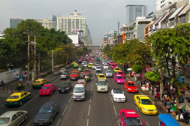 10 อันดับ ถนนที่ติดที่สุดในประเทศไทย!!