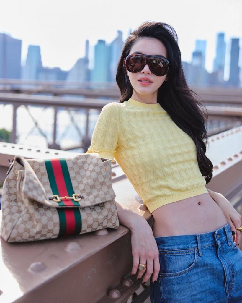 TOP 10 คนดังไทย ยอดฟอลโลเวอร์สูงสุด ตัวแม่ตัวพ่อมาครบ!